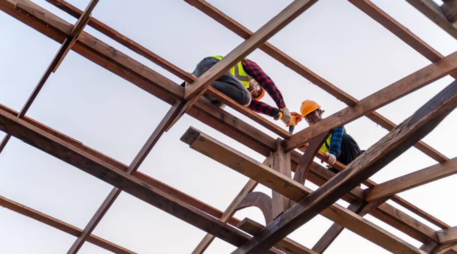 Expert Emergency Roof Repairs services in Russell, IL